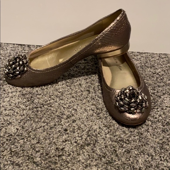 Anne Klein flats - Picture 3 of 4